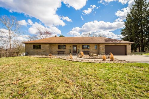 330 Center Grange Rd, Monaca, PA, 15061-2809 | Card Image