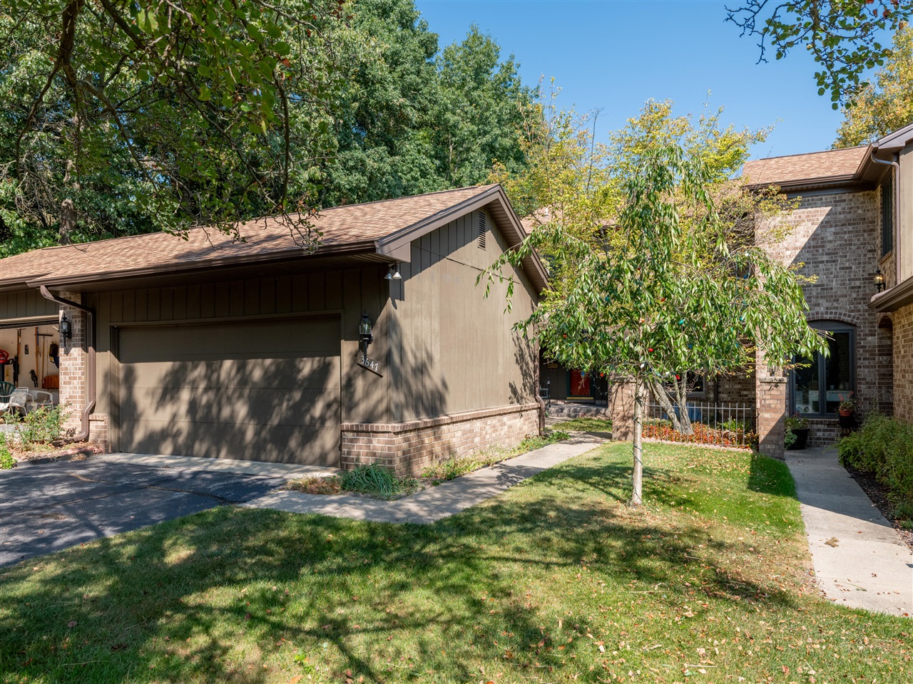Woodcliff Dr, Kalamazoo, MI 49008