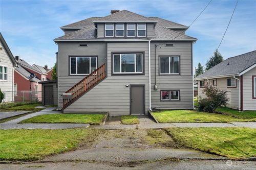 907 Maple Street, Hoquiam, WA, 98550 | Card Image