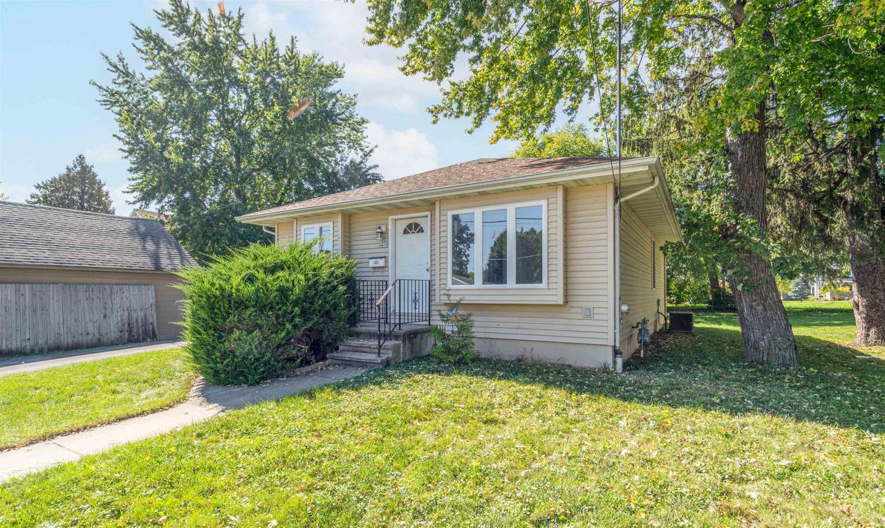 Jefferson St, Oshkosh, WI 54901