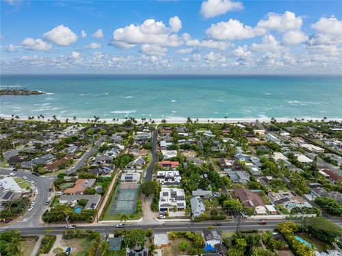 a-824 N Kalaheo Avenue, Kailua, HI, 96734 | Card Image