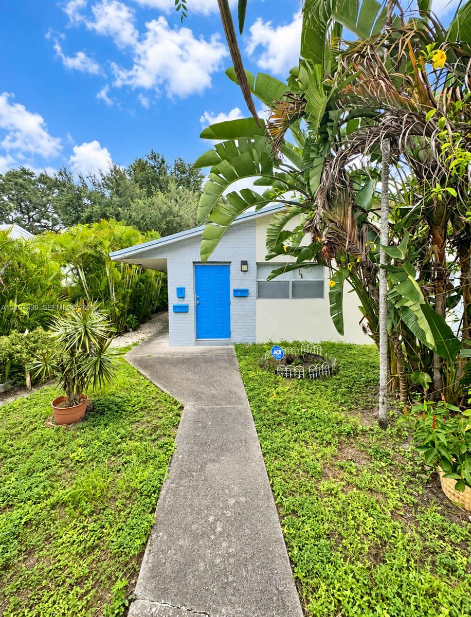 Residential Lease in Dania Beach 5