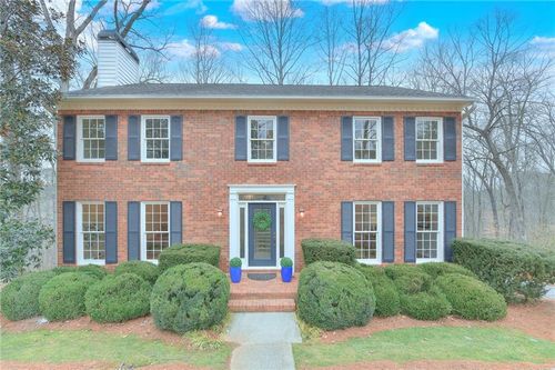 8155 Willow Tree Way, Alpharetta, GA, 30005-4164 | Card Image