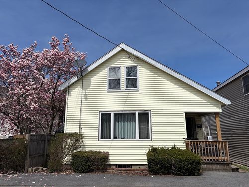 35 Neponset St, Revere, MA, 02151-2511 | Card Image
