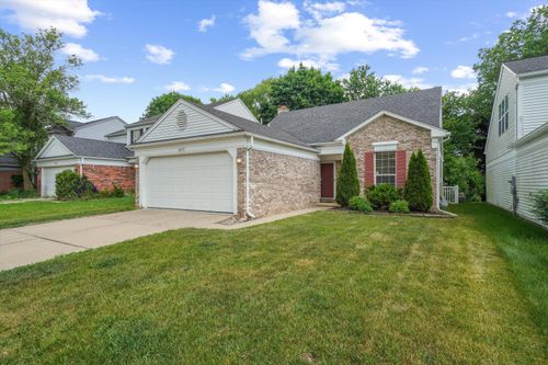 3077 Turnberry Ln, Ann Arbor, MI, 48108-2070 | Card Image
