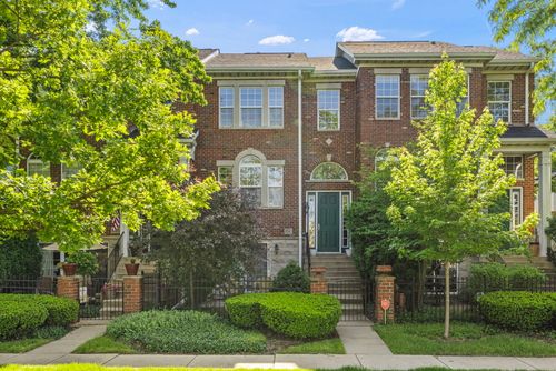 850 Shandrew Dr, Naperville, IL, 60540-8223 | Card Image