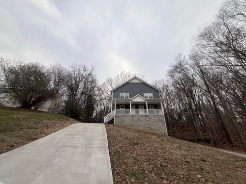 b-114 Valley View Cir, Clarksville, TN, 37040-4892 | Card Image