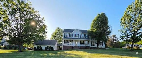 17289 Crabtree Ct, Bristol, VA, 24202-5158 | Card Image