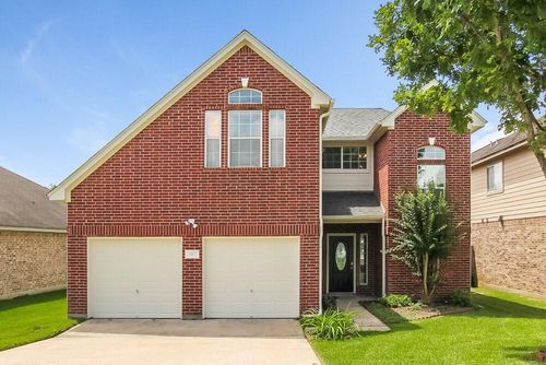 985 Oak Falls Dr, Willis, TX, 77378-5722 | Card Image