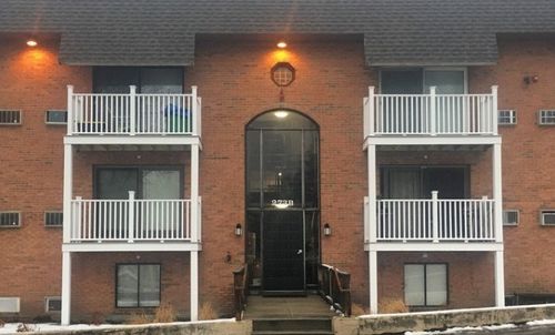 b8-273 W. Main St, Marlborough, MA, 01752 | Card Image