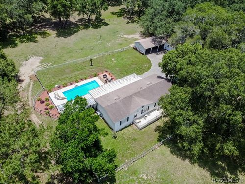 8120 E Derby Oaks Dr, FLORAL CITY, FL, 34436-3869 | Card Image