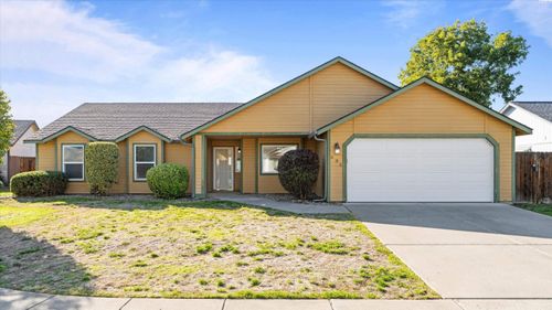 632 N Perry Loop, Kennewick, WA, 99336-5308 | Card Image