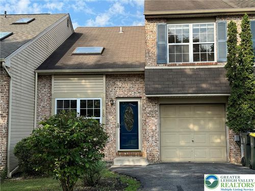 480 Wild Mint Ln, Allentown, PA, 18104-8405 | Card Image