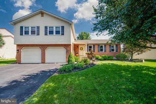 111 Nicol Dr, READING, PA, 19606-3507 | Card Image