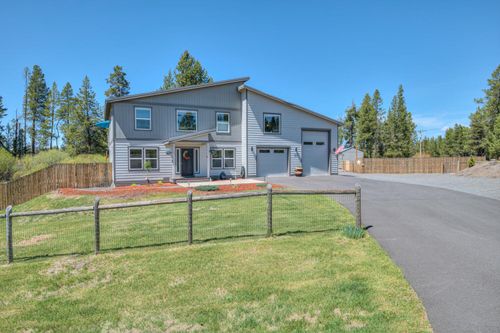 16732 Contorta Pl, La Pine, OR, 97739-7557 | Card Image
