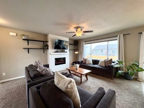 3542 Ne Winding Trail Dr, Ankeny, IA, 50021-9234 | Card Image