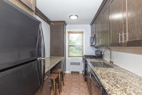 30a-251 71st Rd, Bellerose, NY, 11426-2726 | Card Image