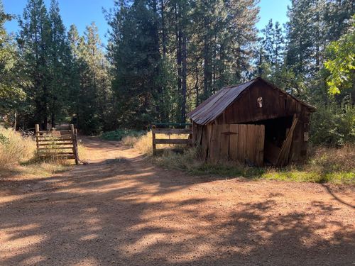 17506 Lowell Hill Rd, Grass Valley, CA, 95945 | Card Image