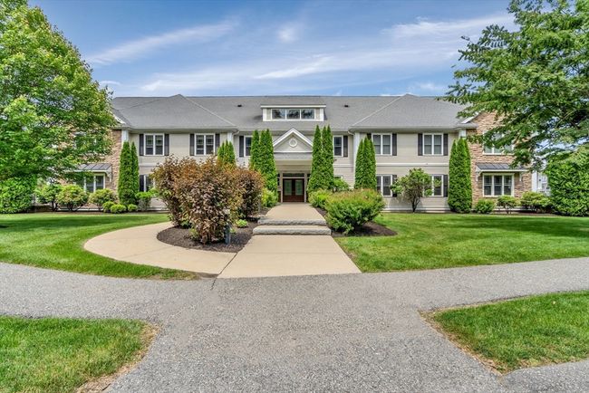 711 - 711 Eagles Nest Way, Condo with 2 bedrooms, 3 bathrooms and null parking in Franklin MA | Image 27