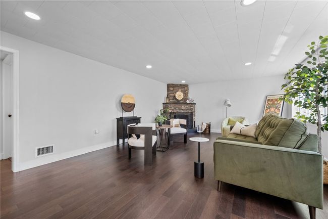 114 Biscayne Ter, House other with 3 bedrooms, 2 bathrooms and 1 parking in Pittsburgh PA | Image 14