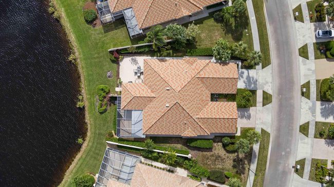 7770 Se Spicewood Cir, Condo with 2 bedrooms, 2 bathrooms and null parking in Hobe Sound FL | Image 40