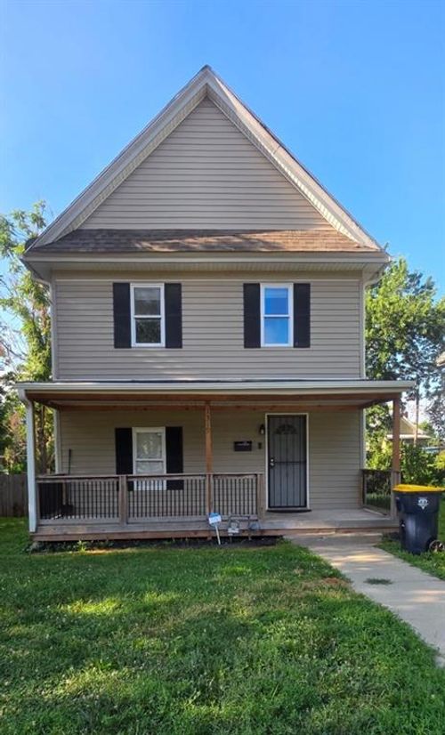 1319 E 32nd Ter, Kansas City, MO, 64109-1923 | Card Image