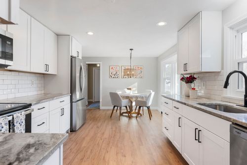 45 Cooper Dr, Glastonbury, CT, 06033-1019 | Card Image