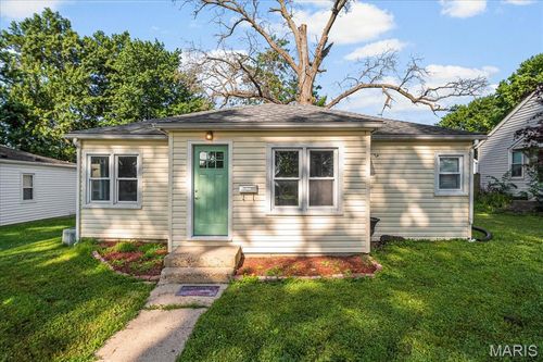 127 Welch Dr, Elsberry, MO, 63343-1136 | Card Image
