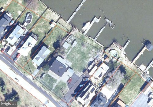 6510 N Point Rd, Edgemere, MD, 21219-1018 | Card Image