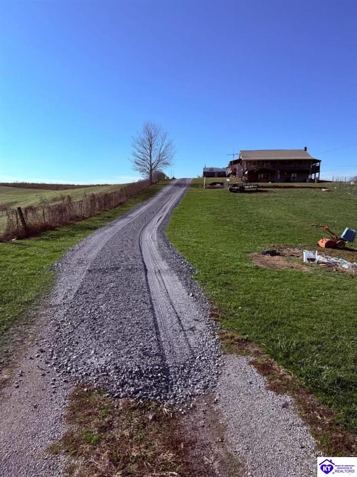 Residential in Summersville 3
