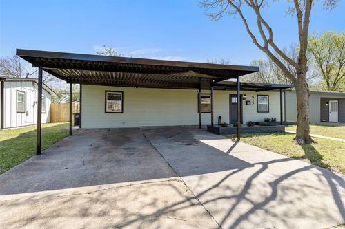 912 Wilkinson Dr, Mesquite, TX, 75149-5113 | Card Image