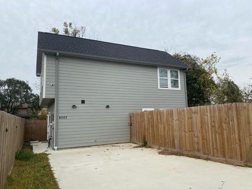 4007 King St, Houston, TX, 77026-1539 | Card Image