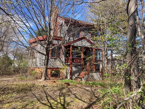 15 Russell St, Hull, MA, 02045-2429 | Card Image