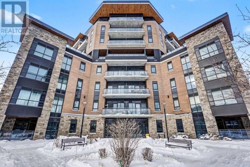 308-332 Gosling Gardens S, Guelph (Clairfields/Hanlon Business Park), ON, N1L1G7 | Card Image