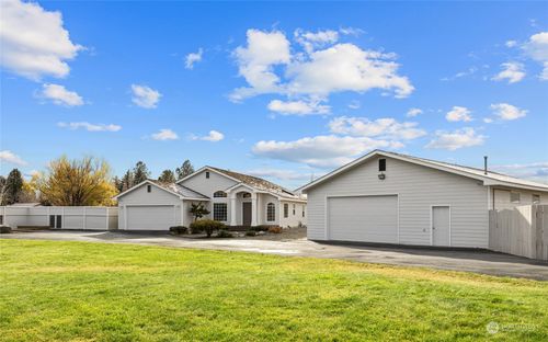 2430 Vantage Highway, Ellensburg, WA, 98926 | Card Image