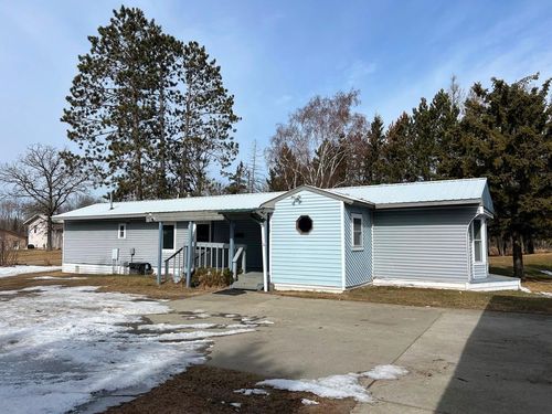 726 2nd St W, Deer River, MN, 56636-2426 | Card Image