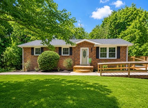 1151 Chestnut Dr, Burns, TN, 37029-6059 | Card Image