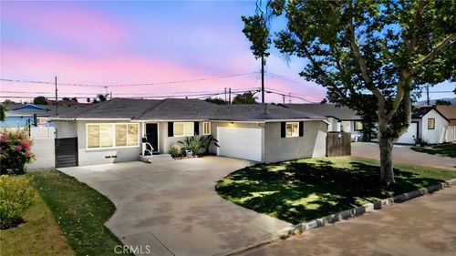 330 Glenshaw Ave, La Puente, CA, 91744-3623 | Card Image