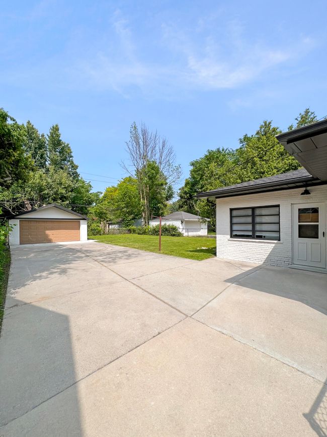 20215 Damman St, House other with 4 bedrooms, 2 bathrooms and null parking in Harper Woods MI | Image 43