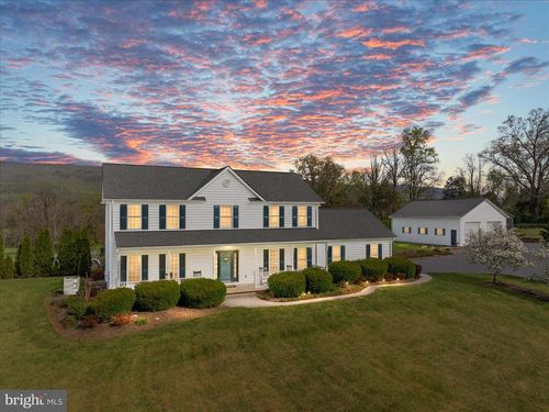 180 Holstein Ln, TOMS BROOK, VA, 22660-2548 | Card Image