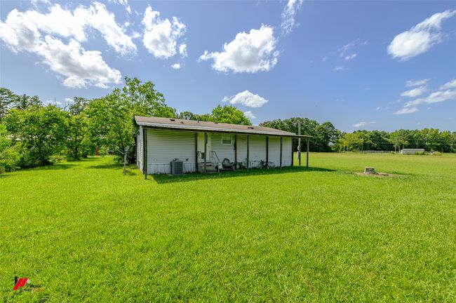 Rear view of doublewide | Image 35