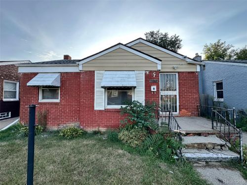 17210 Hoover St, Detroit, MI, 48205-3193 | Card Image