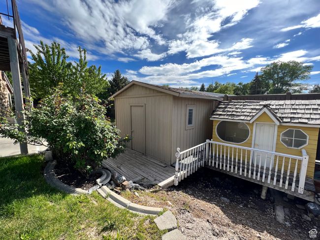 View of rear view of house | Image 11