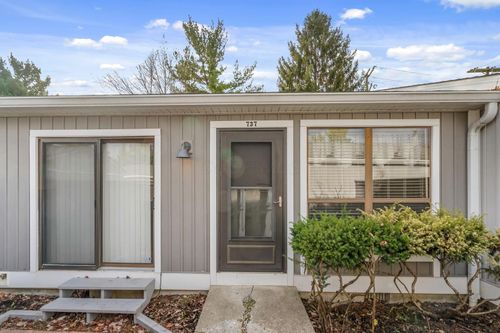 2c-737 Plant Dr, Columbus, OH, 43085-4855 | Card Image