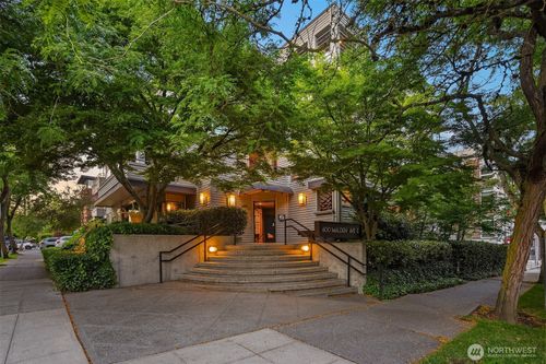 apt-104-600 Malden Ave E, Seattle, WA, 98112-4565 | Card Image