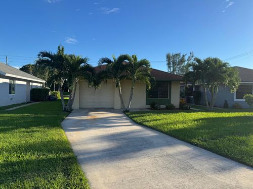 1427 Summit Run Cir, West Palm Beach, FL, 33415-4748 | Card Image