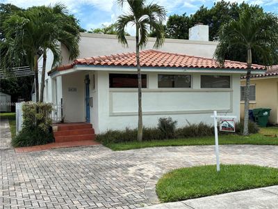 5830 Sw 42 Te, House other with 2 bedrooms, 2 bathrooms and null parking in Miami FL | Image 1