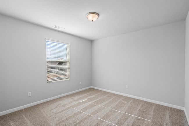 Unfurnished room with light carpet and baseboards | Image 29