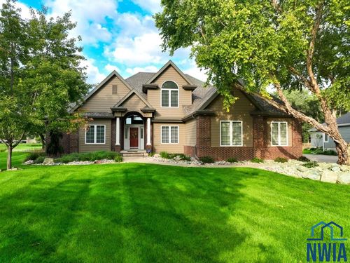 822 E Saint Andrews Cir, Dakota Dunes, SD, 57049-5102 | Card Image