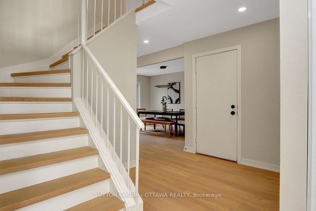 1633 Bottriell Way, House other with 5 bedrooms, 3 bathrooms and 4 parking in Orléans ON | Image 6